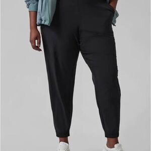 NWT Athleta black Brooklyn Jogger size 26 NWT